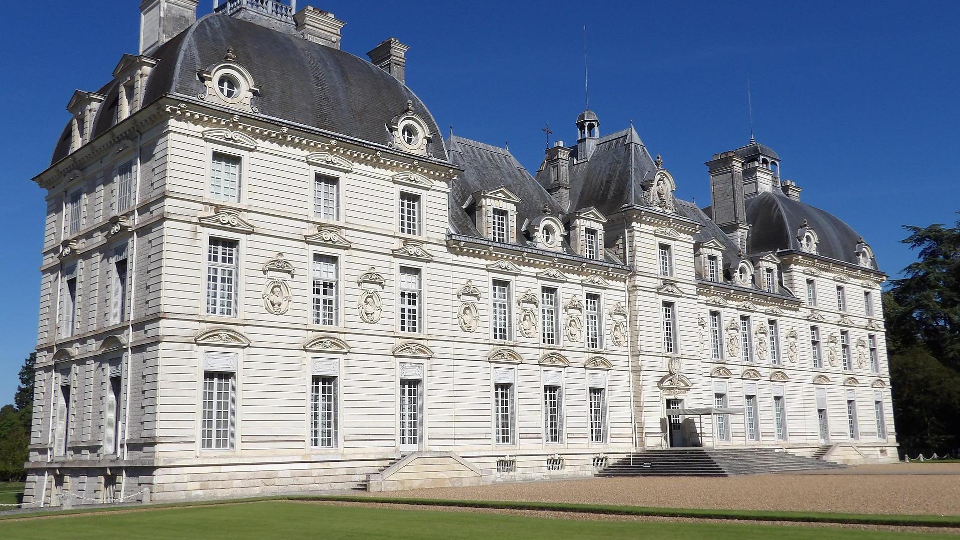 Chateau de Cheverny, Château de Moulinsart, musée tintin, visite des châteaux de la loire, Location vacances